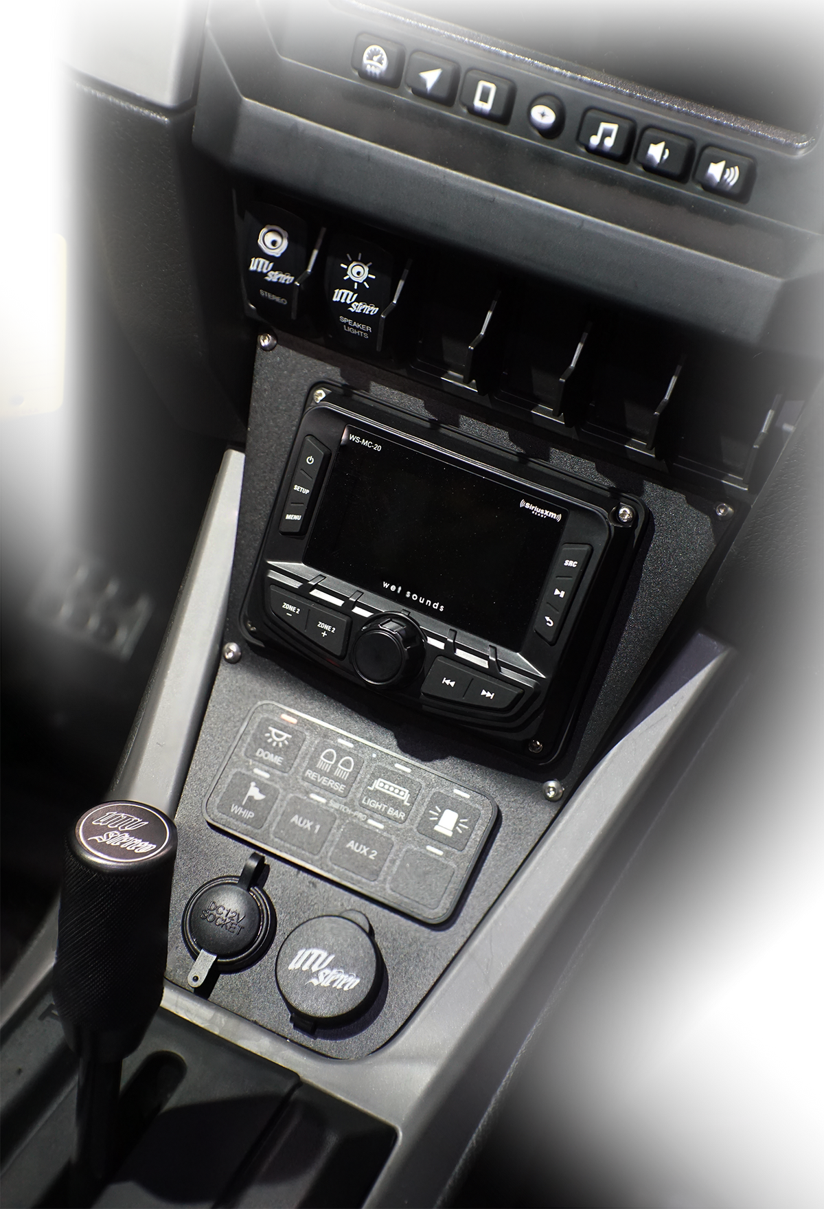 RZR® Pro Series Head Unit Mount (2021-2024 MODELS ONLY) | UTVS-PRO-HUMT