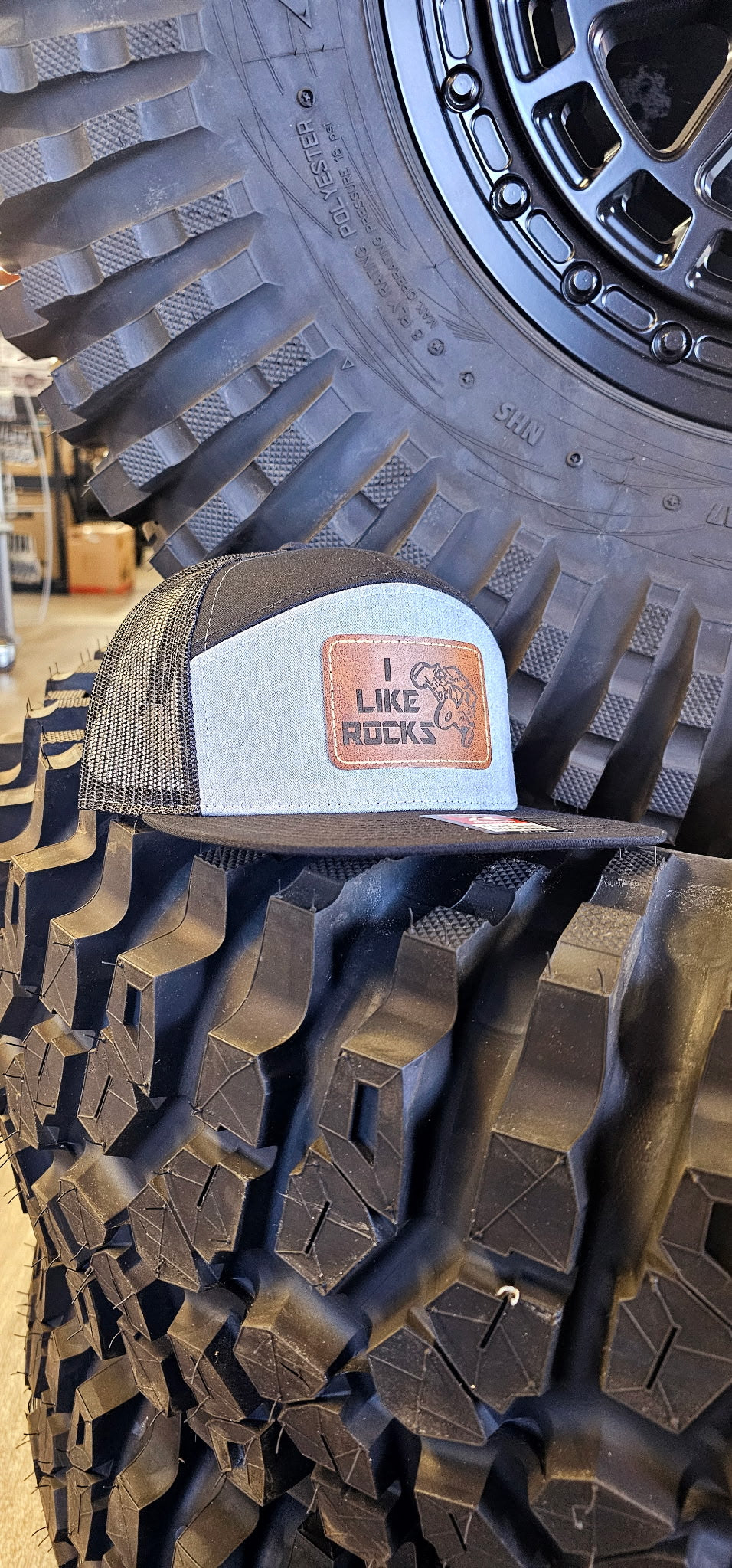 I LIKE ROCKS FLAT BILL HAT BLK/GREY HAT