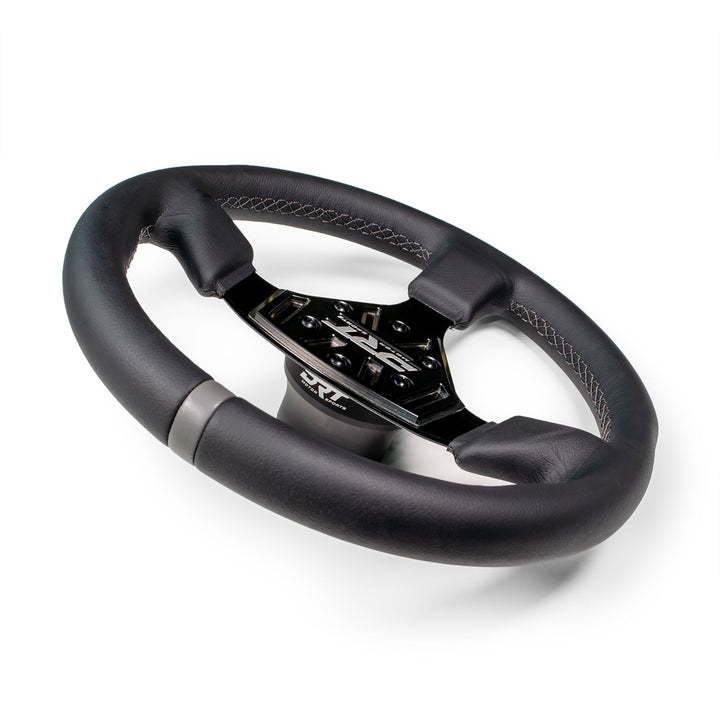 Round utv steering wheel in leather finish 