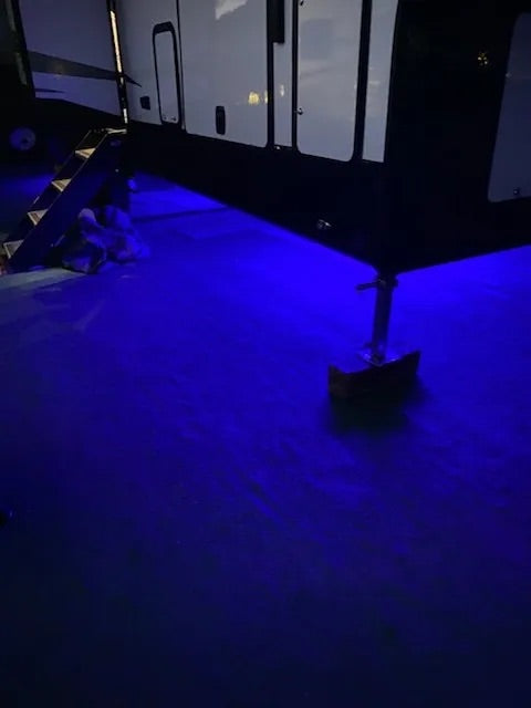 CAMP LIGHTING