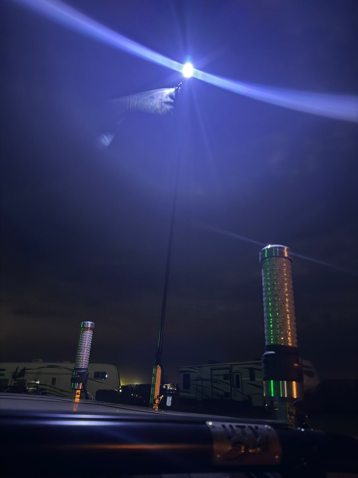 JUST THE TIP WHITE WITH DONKEY WHIPS