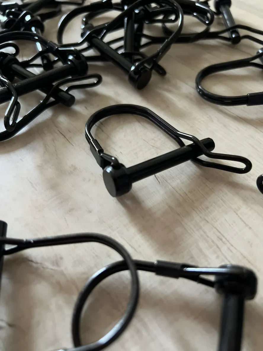 LOCKING COUPLER PIN FOR WHIP - Mwhips