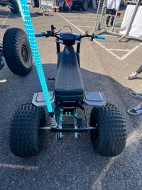 The MURRAY FREEDOM WHIP ON CART