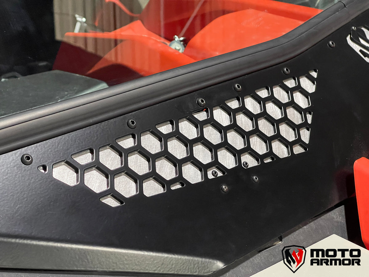 Maverick X3 Vented Full Glass Windshield 