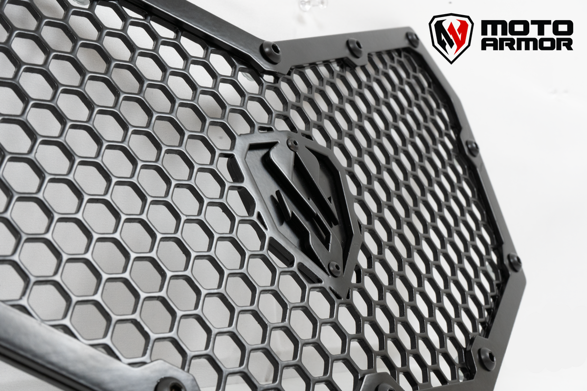 Moto Armor Maverick X3 Radiator Grill Set